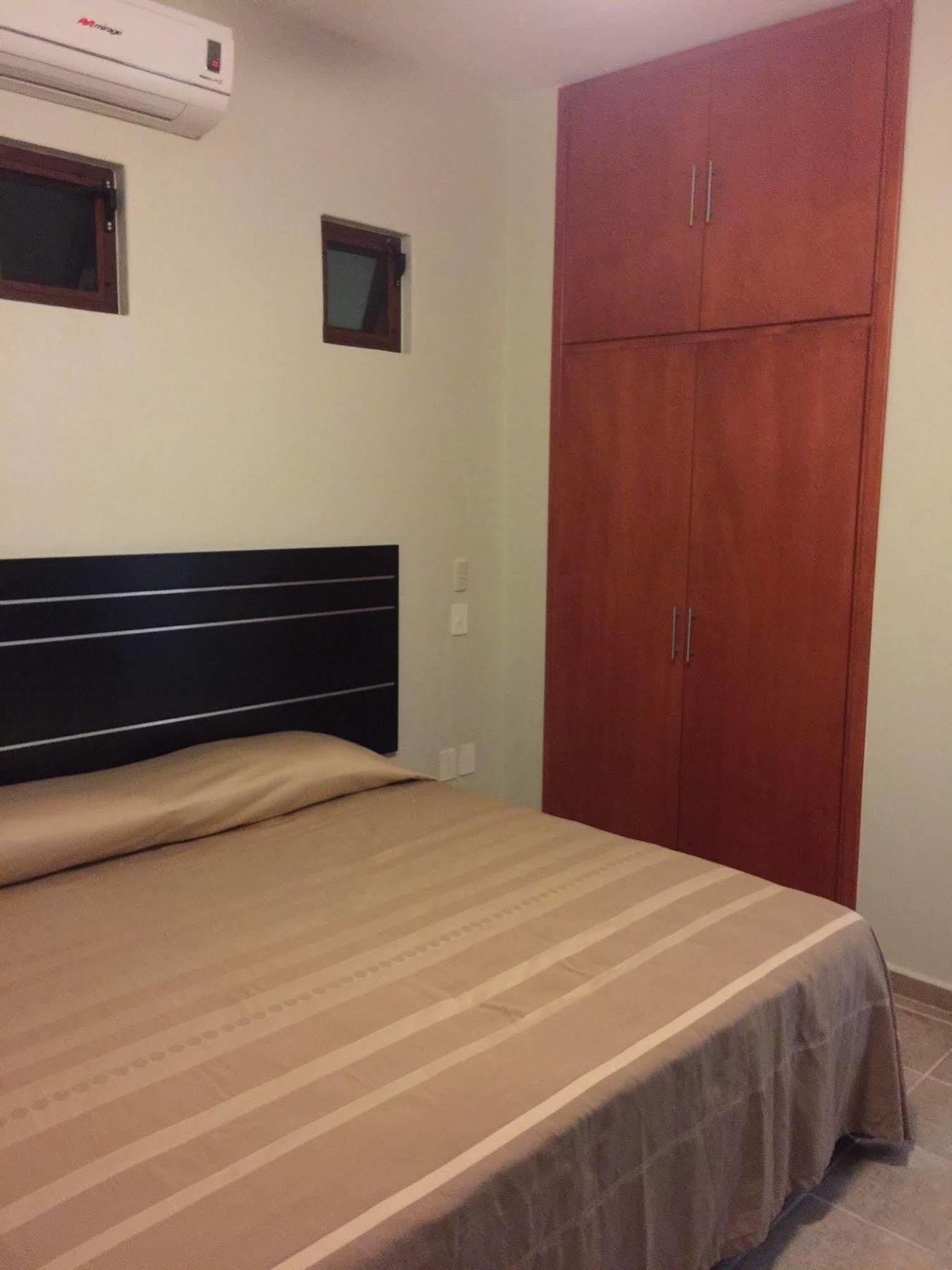 Hotel Y Suites Los Encantos Саюліта Екстер'єр фото